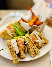 Club Sandwich De Pollo Chicken