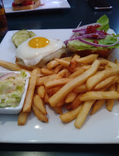 Cheeseburger With Egg And Fries