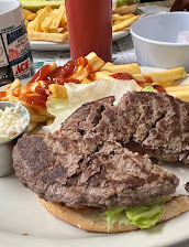 Burger Deluxe